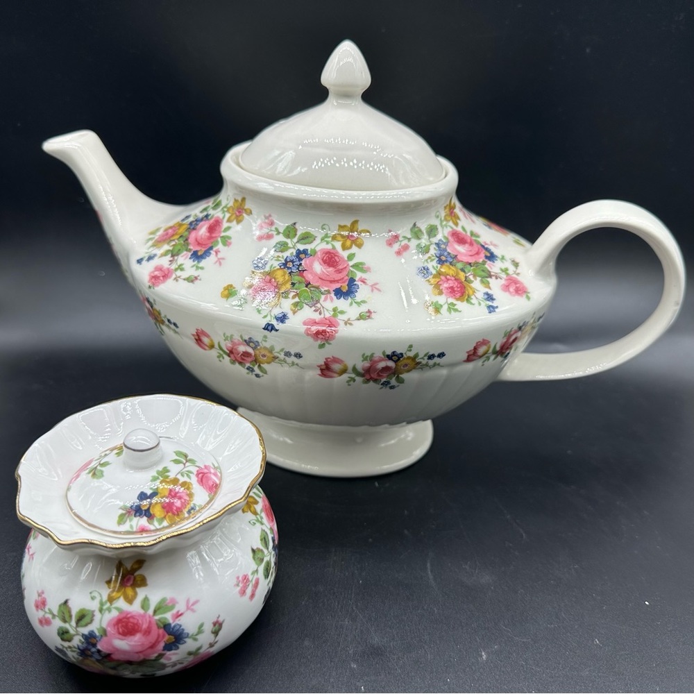Arthur Wood & Son Staffordshire England Tea Pot & Sugar Bowl